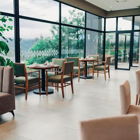 Wyndham Quito Airport Hotel Puembo Luaran gambar