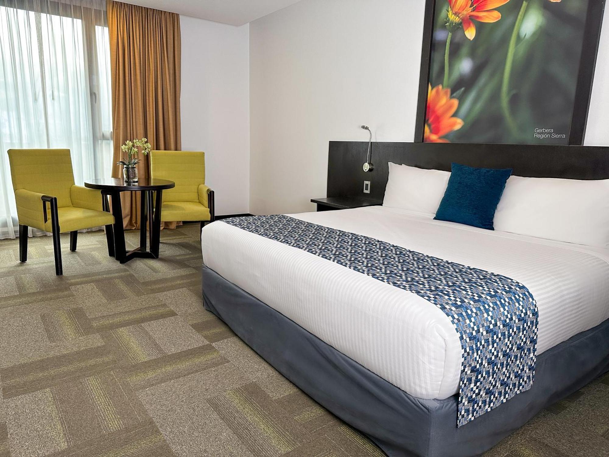 Wyndham Quito Airport Hotel Puembo Luaran gambar A room at the hotel